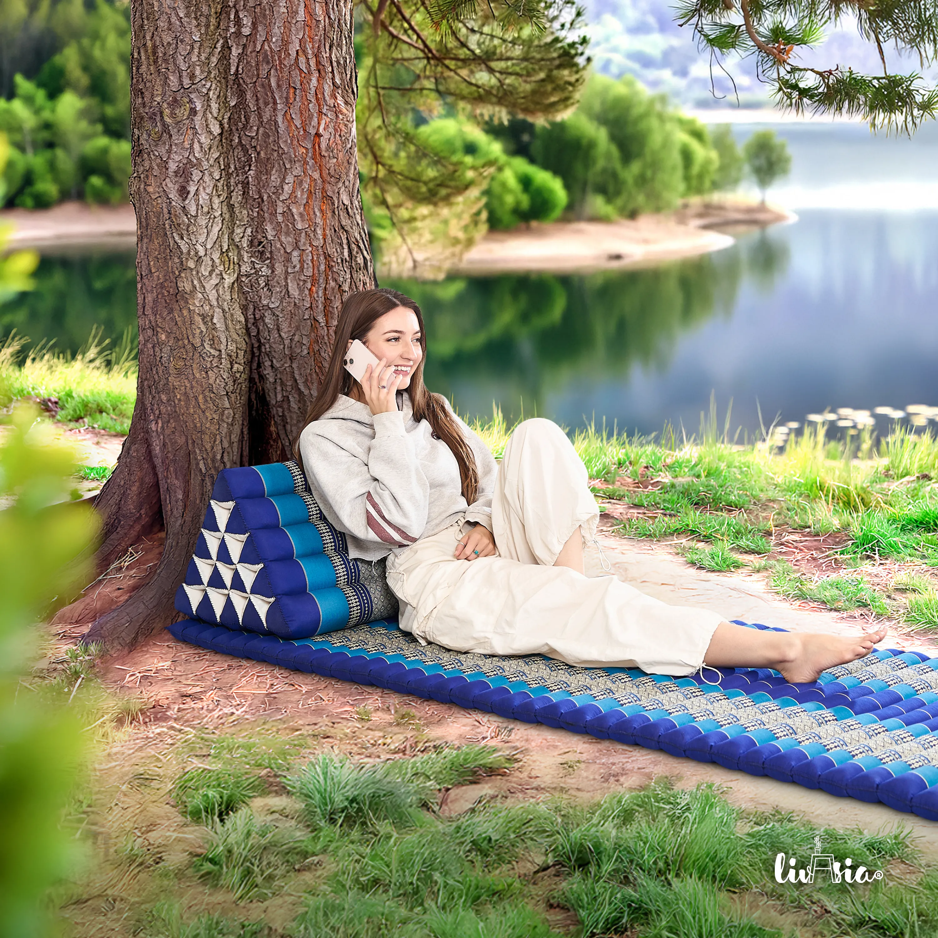 Coussin triangulaire haut en kapok, Classic