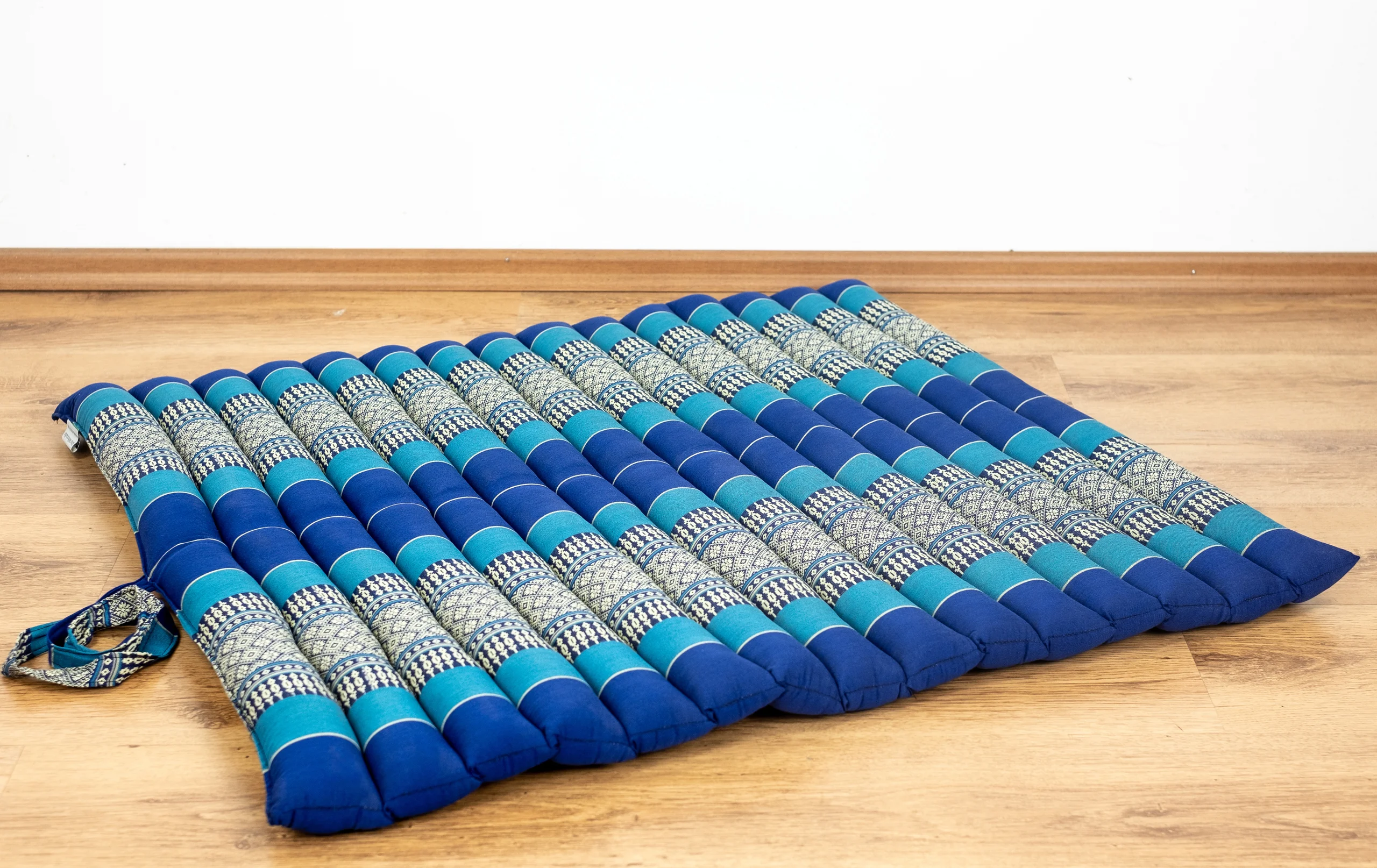 Coussin surpiqué en kapok 75 cm