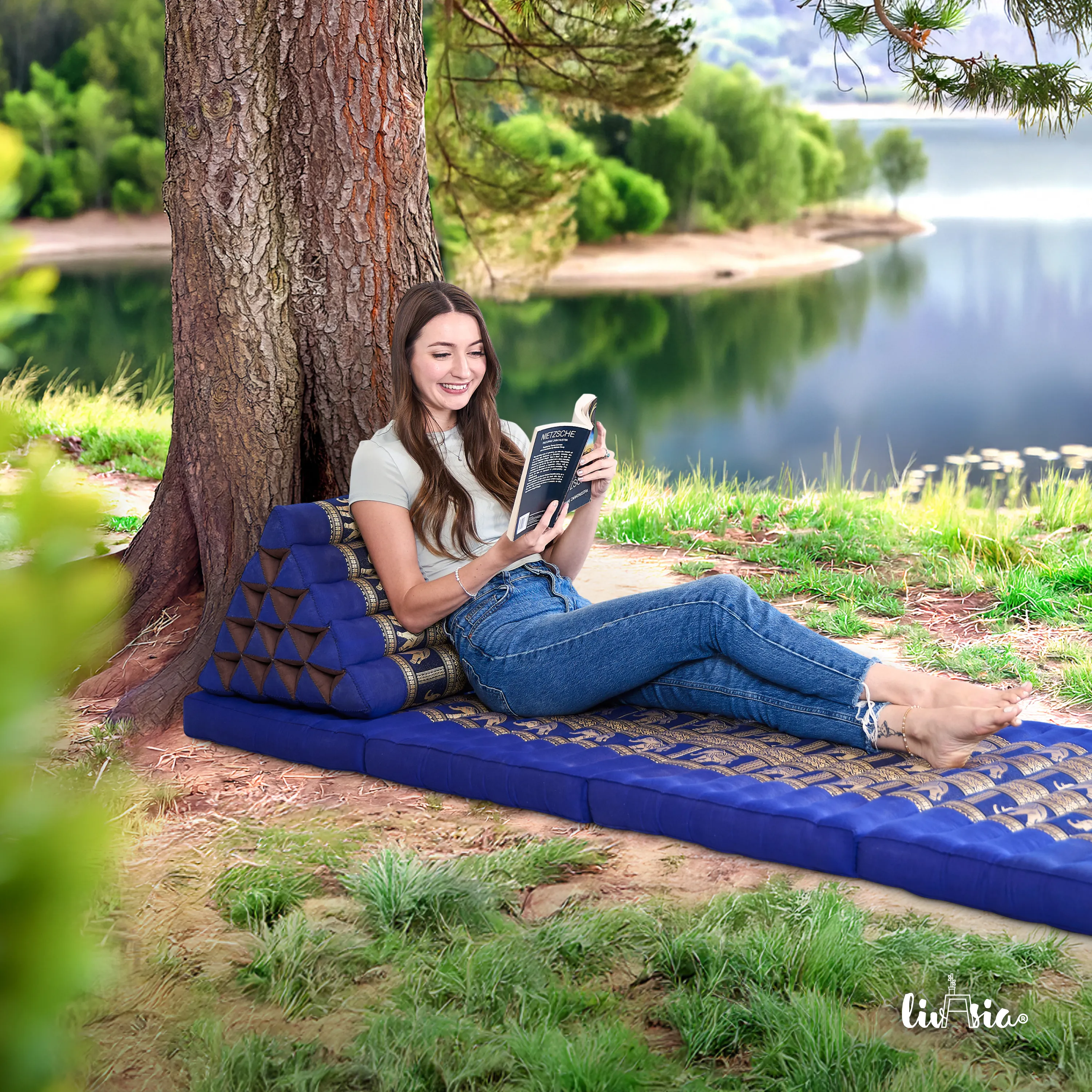 Coussin triangulaire haut en kapok, Deluxe